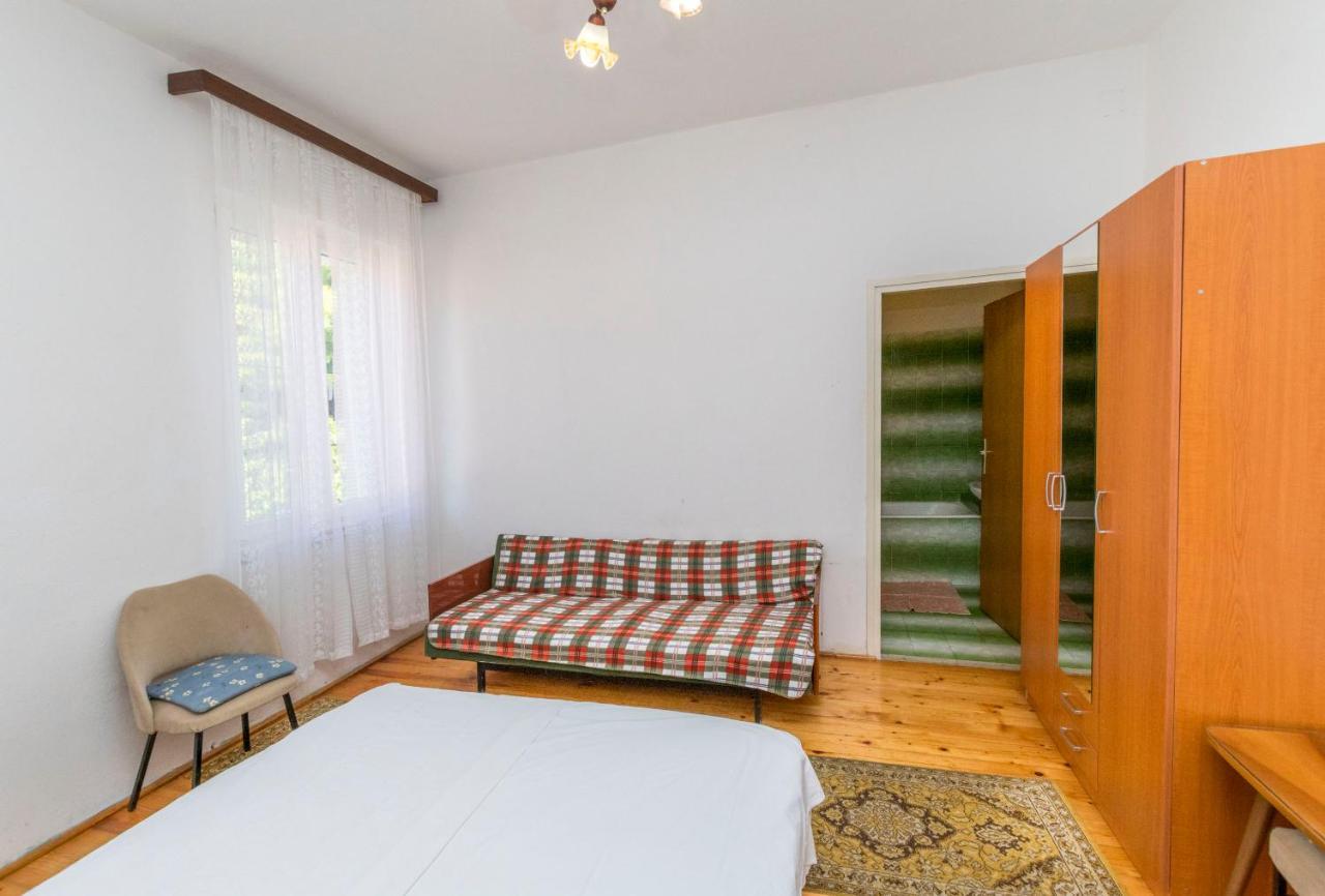 Apartments And Rooms Jakov 普利莫顿 外观 照片